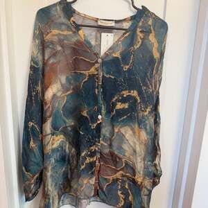 New Collection Italian Marbled Silk Button Down Blouse with Tank Top